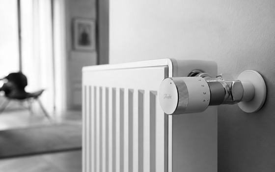 Symbolbild: Heizungsthermostat als Sinnbild für Betriebskosten